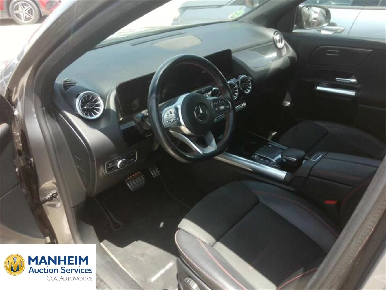 Foto Mercedes Benz GLA 27