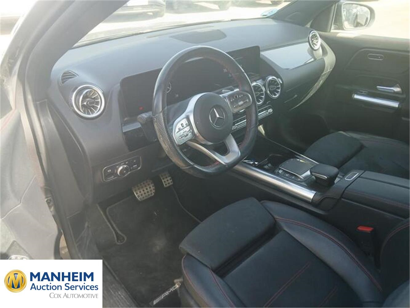 Foto Mercedes Benz GLA 9
