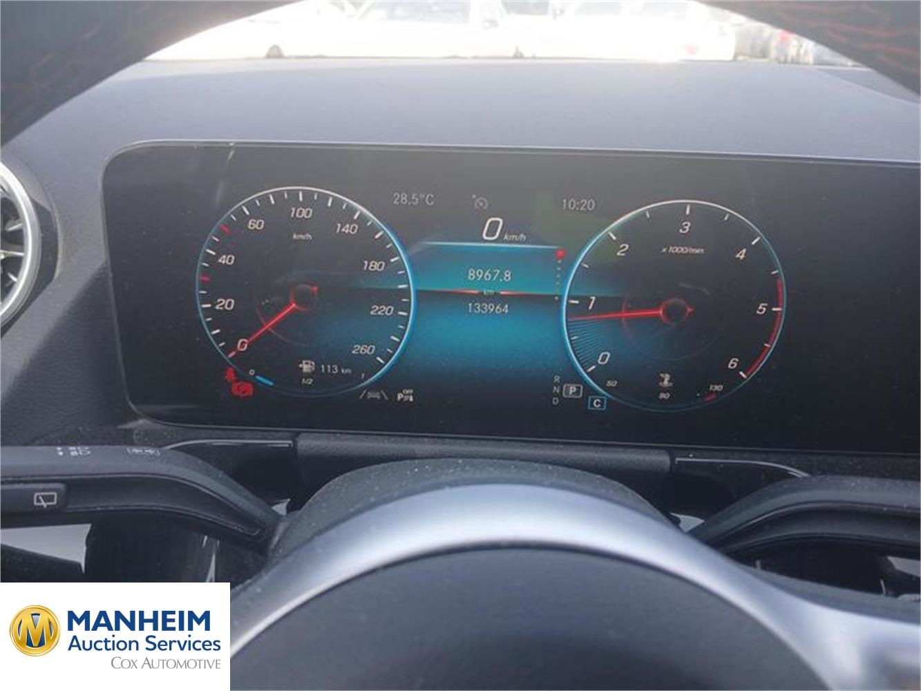 Foto Mercedes Benz GLA 10