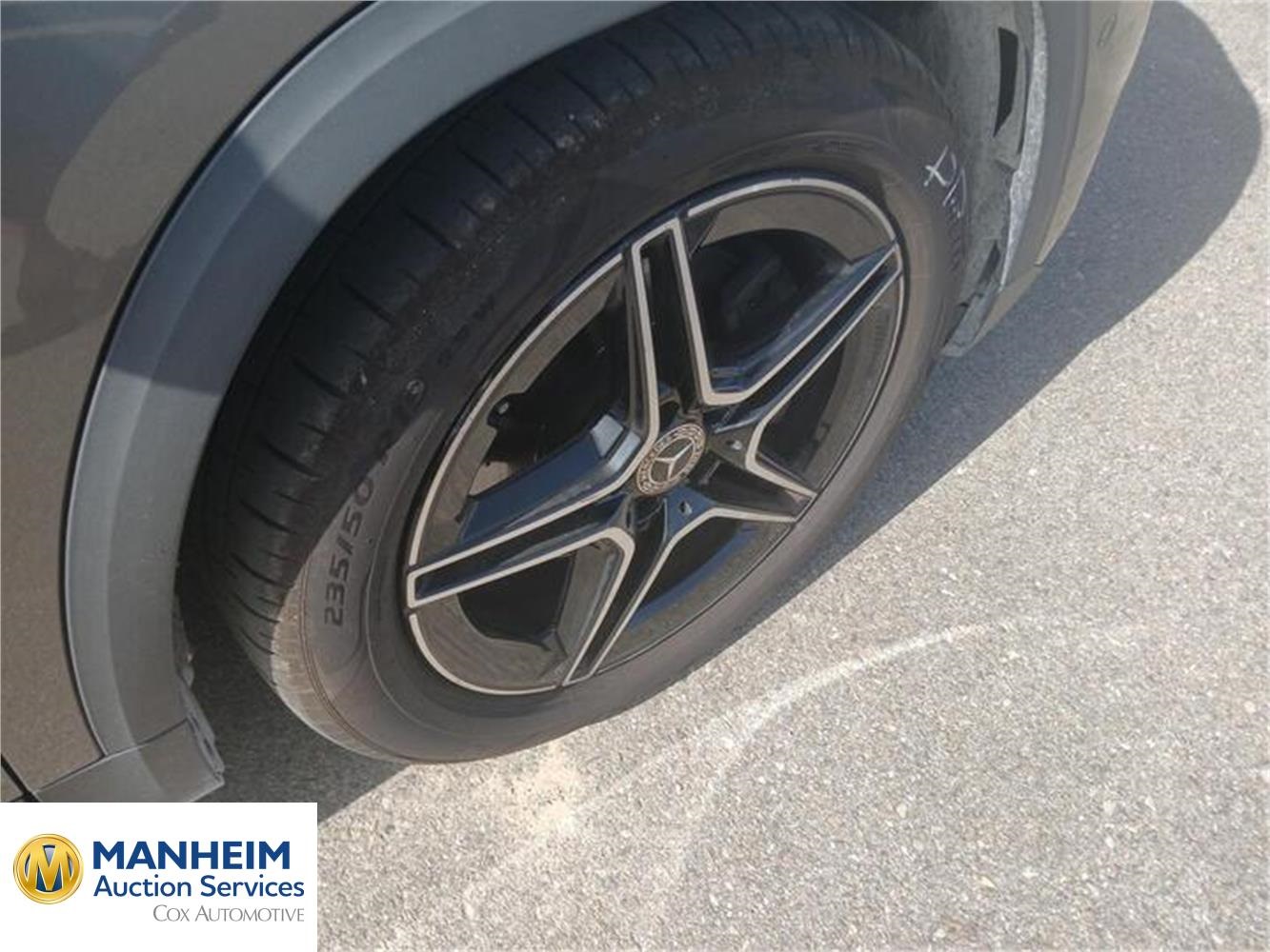 Foto Mercedes Benz GLA 13