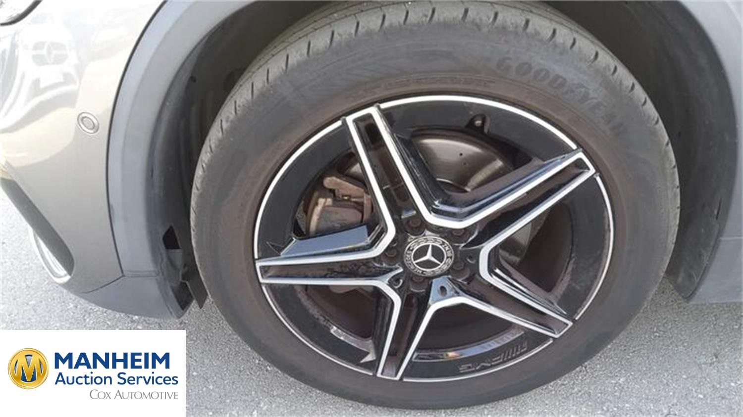 Foto Mercedes Benz GLA 21