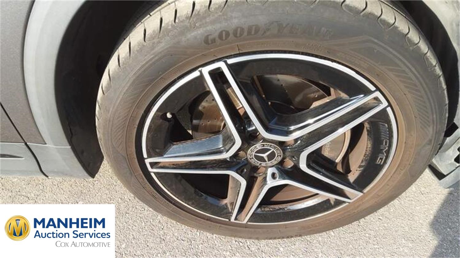 Foto Mercedes Benz GLA 24