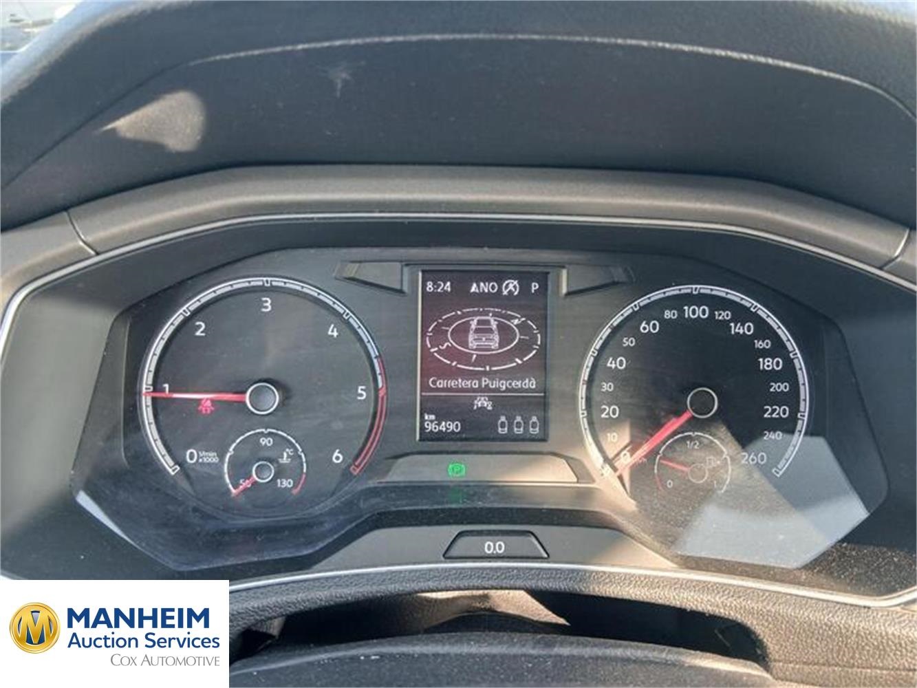 Foto Volkswagen T-Roc 24
