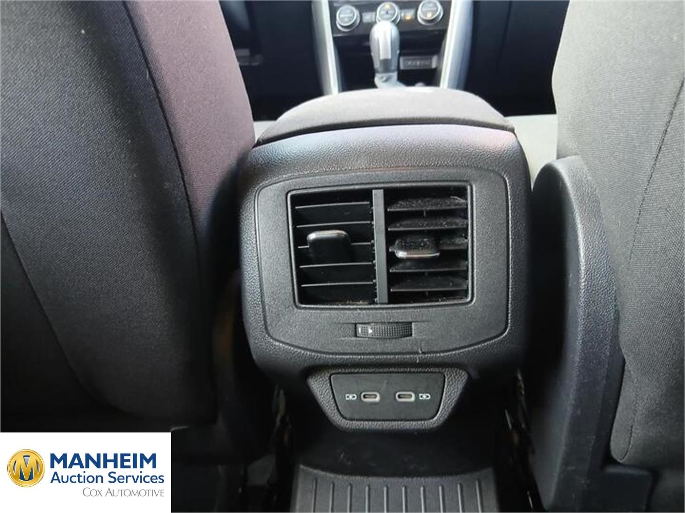 Foto Volkswagen T-Roc 8