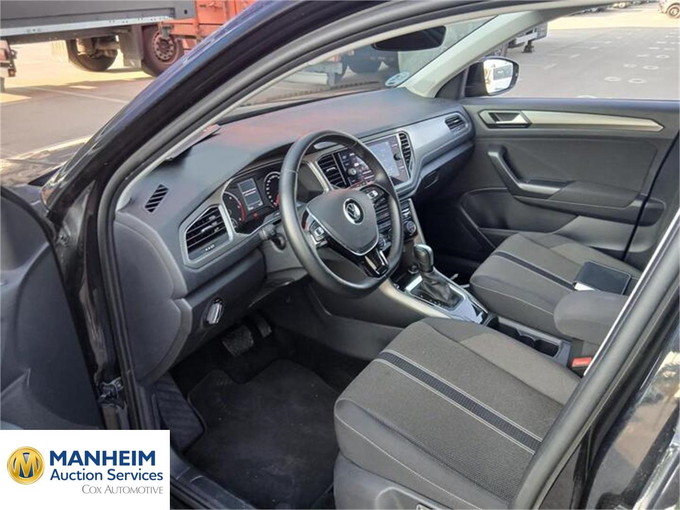 Foto Volkswagen T-Roc 36