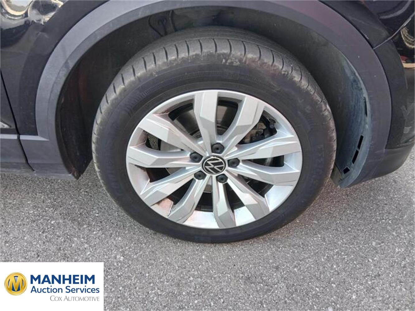 Foto Volkswagen T-Roc 60