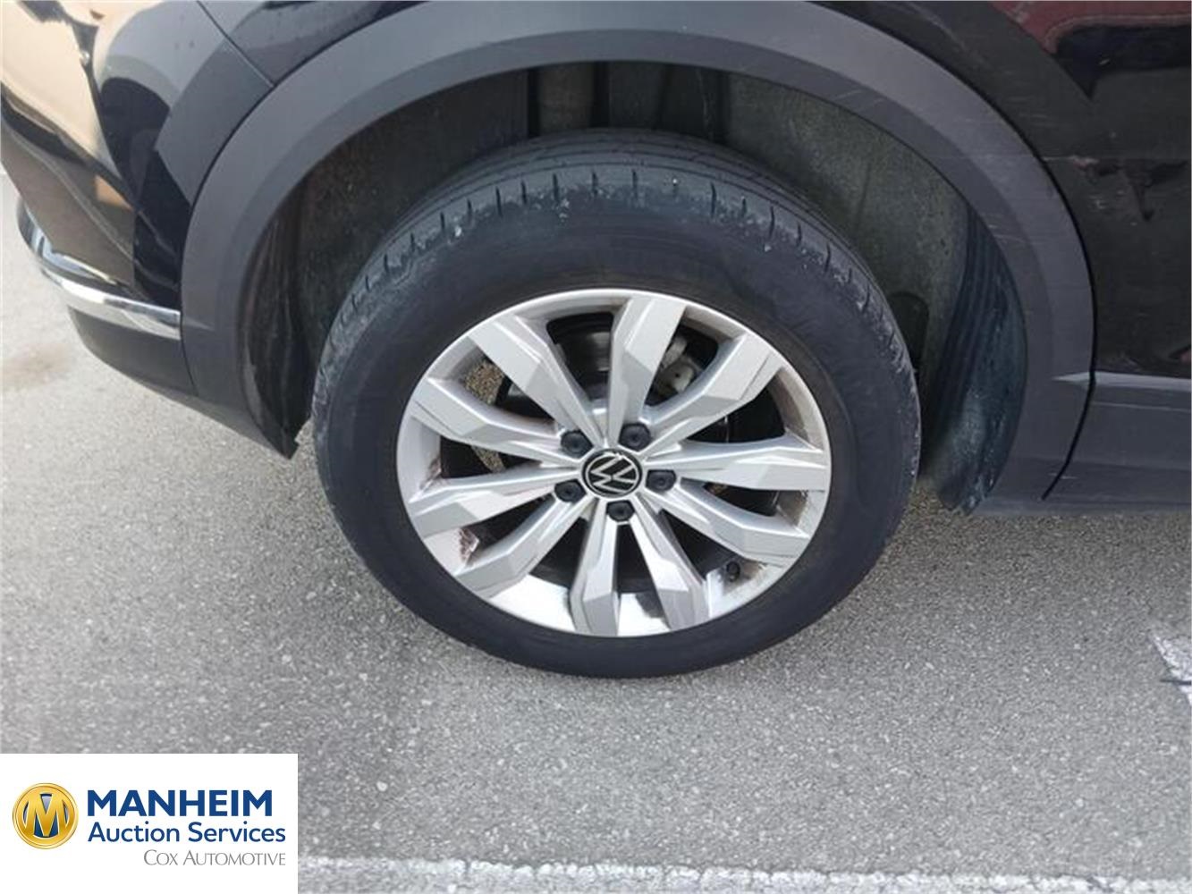 Foto Volkswagen T-Roc 64