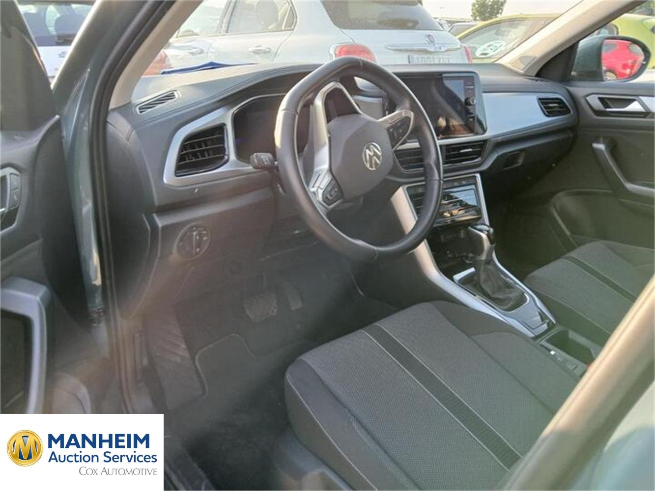 Foto Volkswagen T-Roc 10