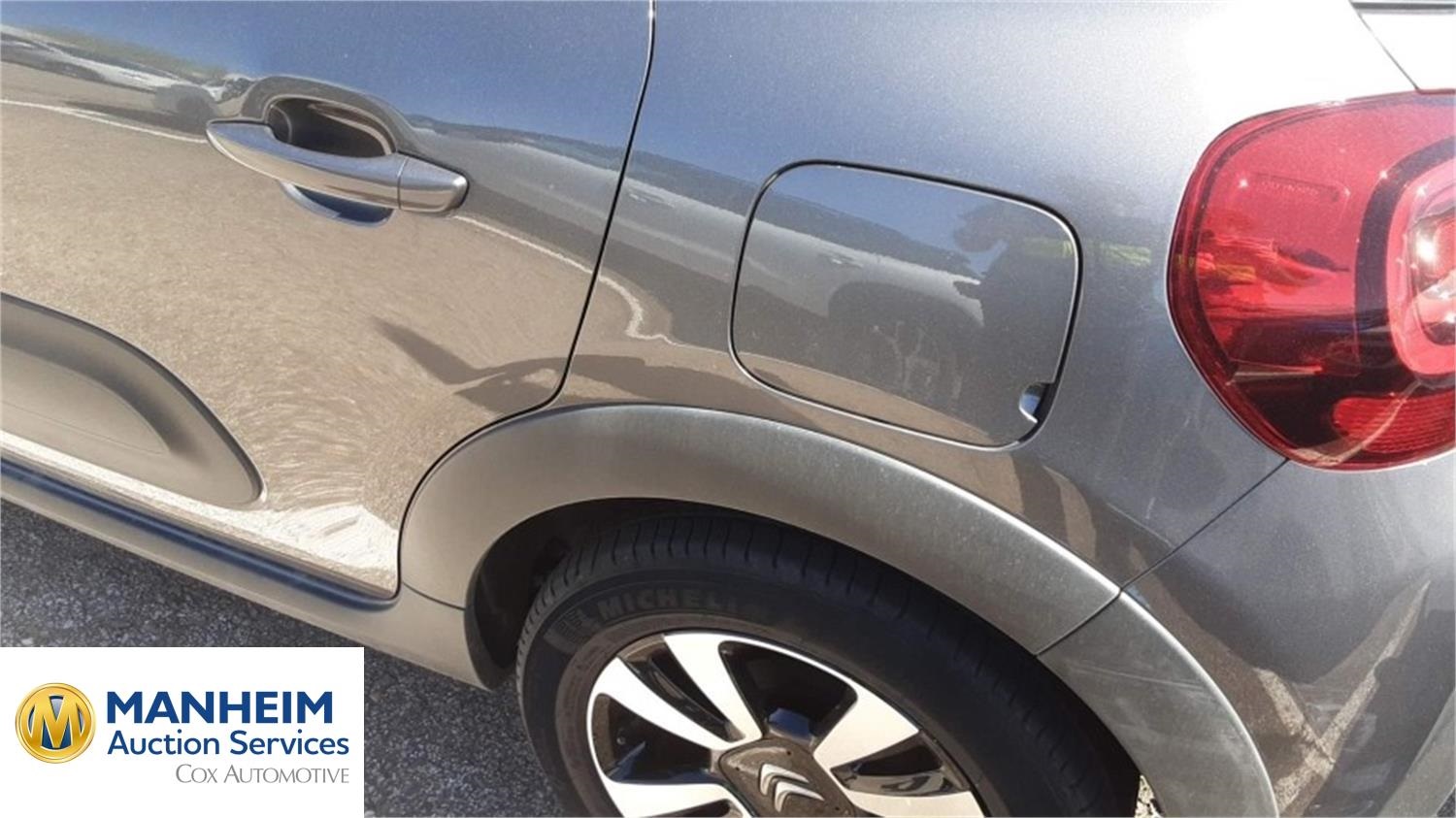Foto Citroën PureTech 60KW (83CV) Shine 21
