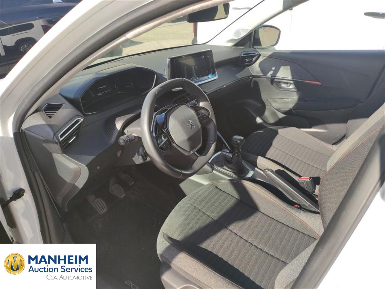 Foto Peugeot 208 II 8