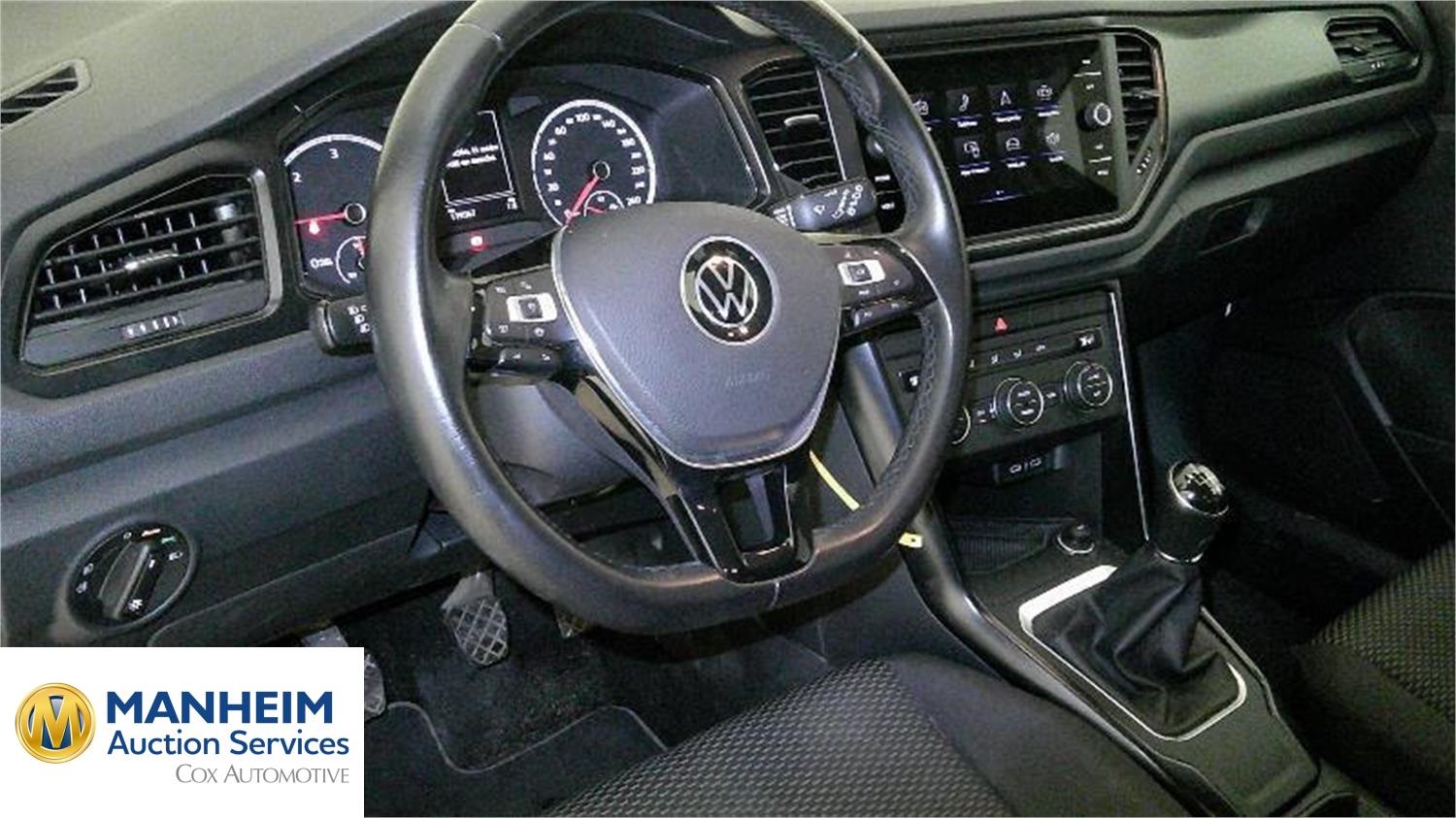 Foto Volkswagen T-Roc 4