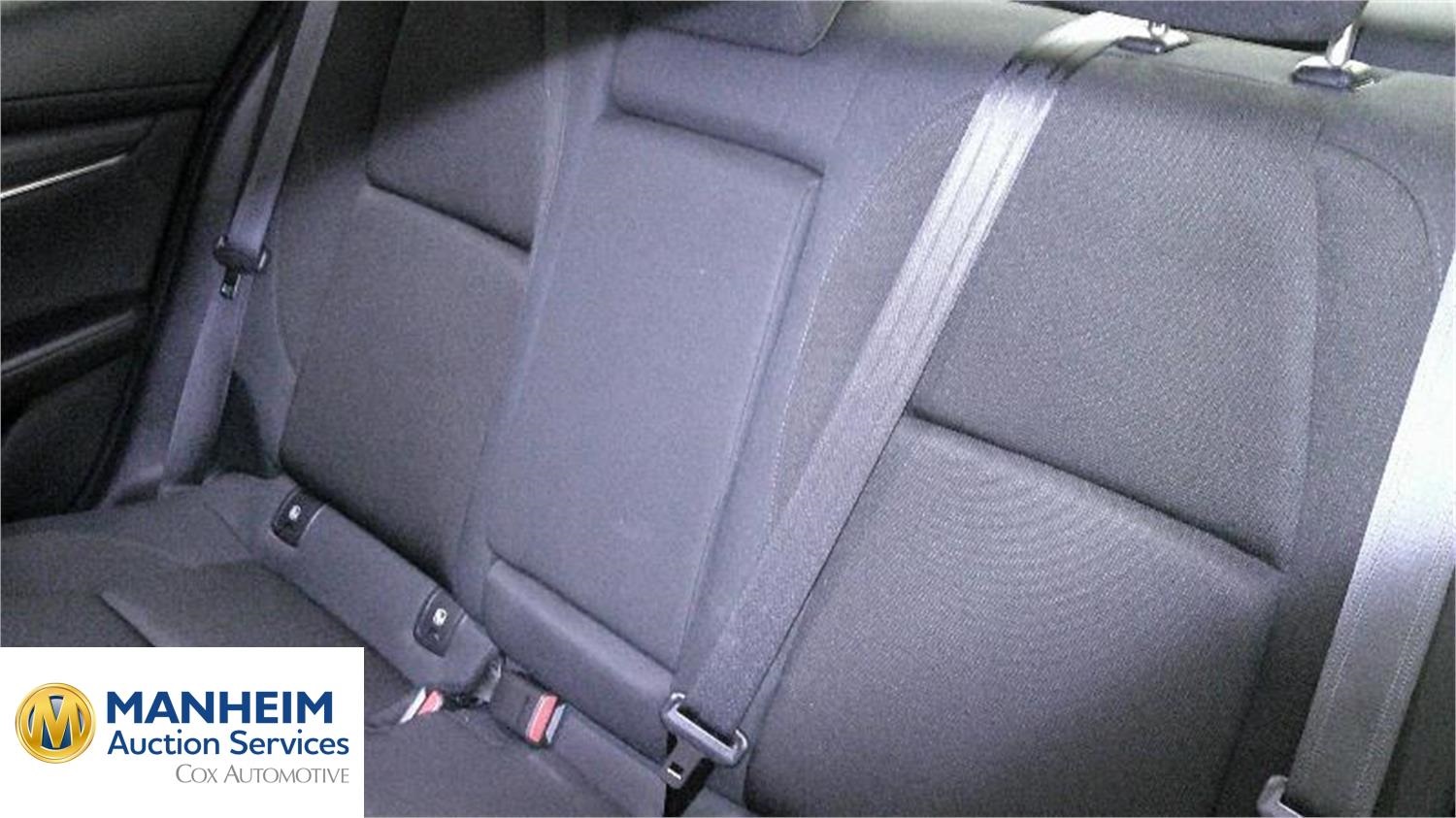 Foto Mazda MAZDA3 6