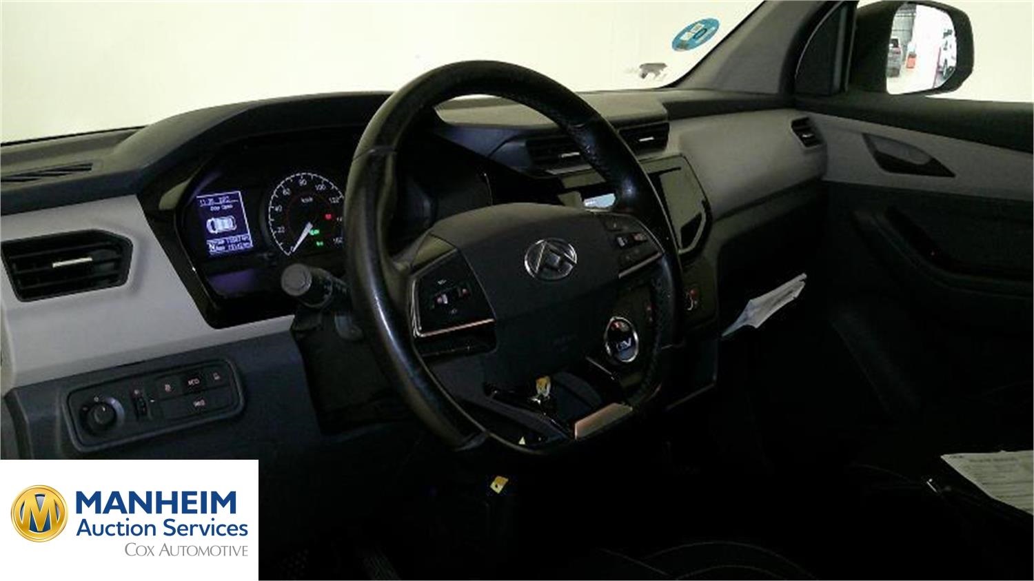 Foto MAXUS EDELIVER 3 4