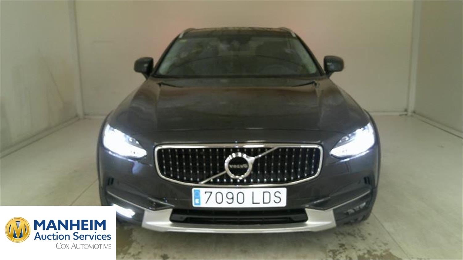 Foto Volvo V90 Cross Country 3