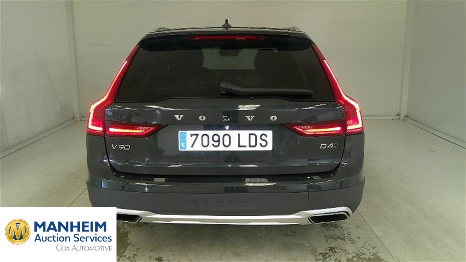 Foto Volvo V90 Cross Country 8